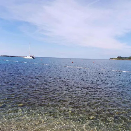 Apartamento Zadar 8 *
