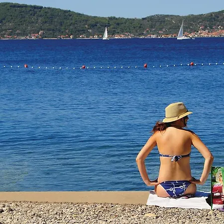 Zadar 8 *
